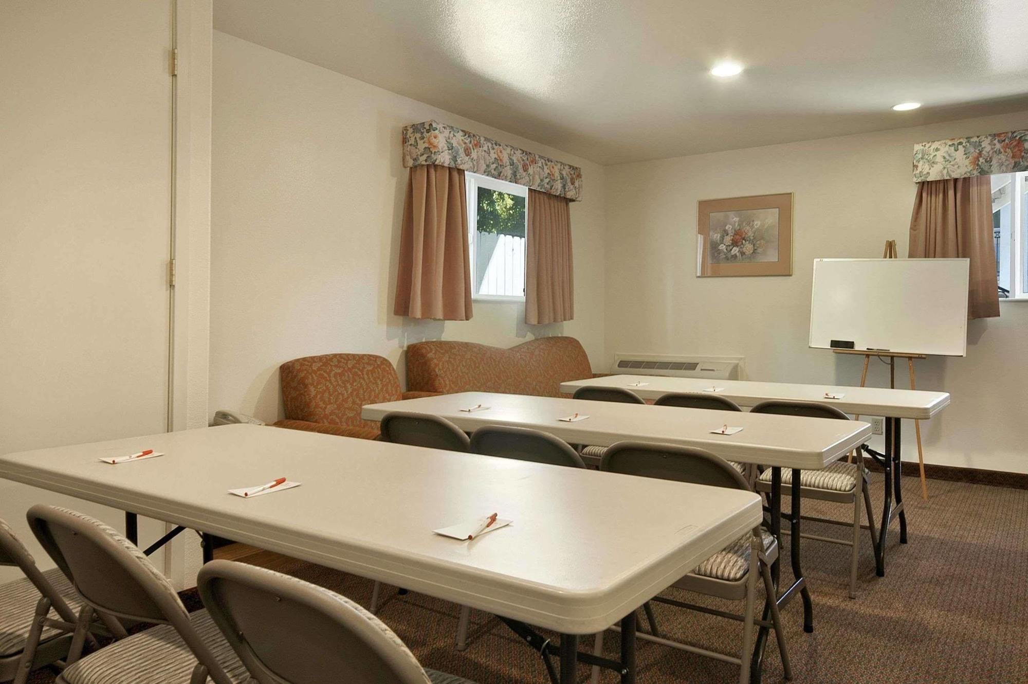 Olive Tree Inn & Suites San Luis Obispo Facilities photo